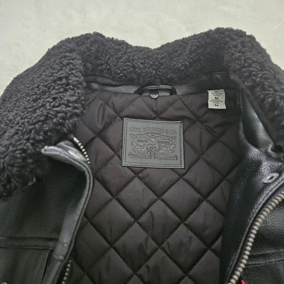 NWT Levi's Faux Leather Tucker Black Jacket Size M Moto Streetwear Retro Utility - Picture 10 of 15